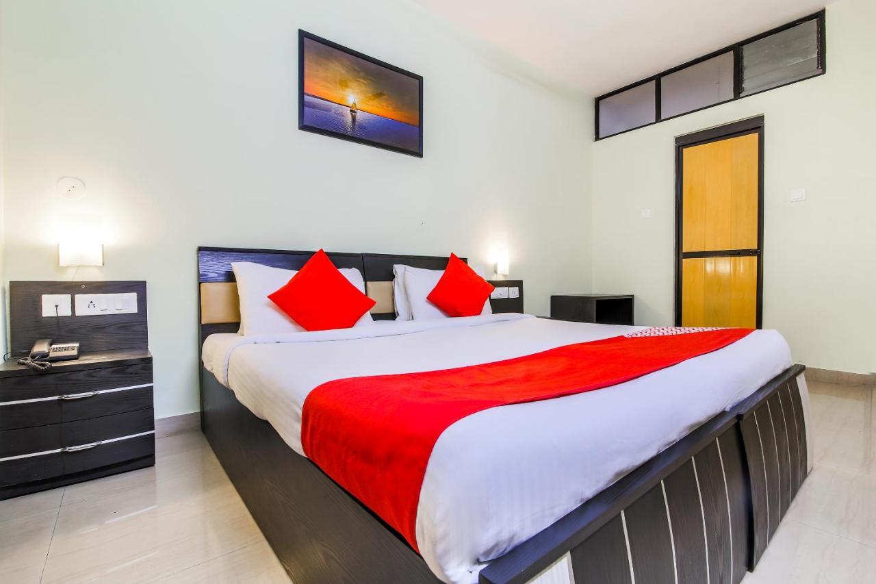 Oyo 24761 All Seasons Guest House Margao Exteriér fotografie