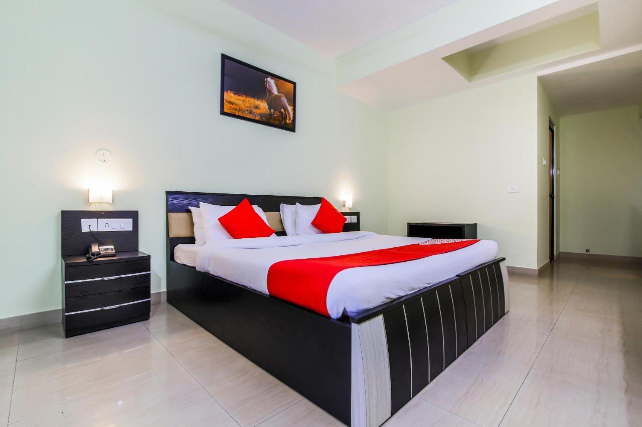 Oyo 24761 All Seasons Guest House Margao Exteriér fotografie