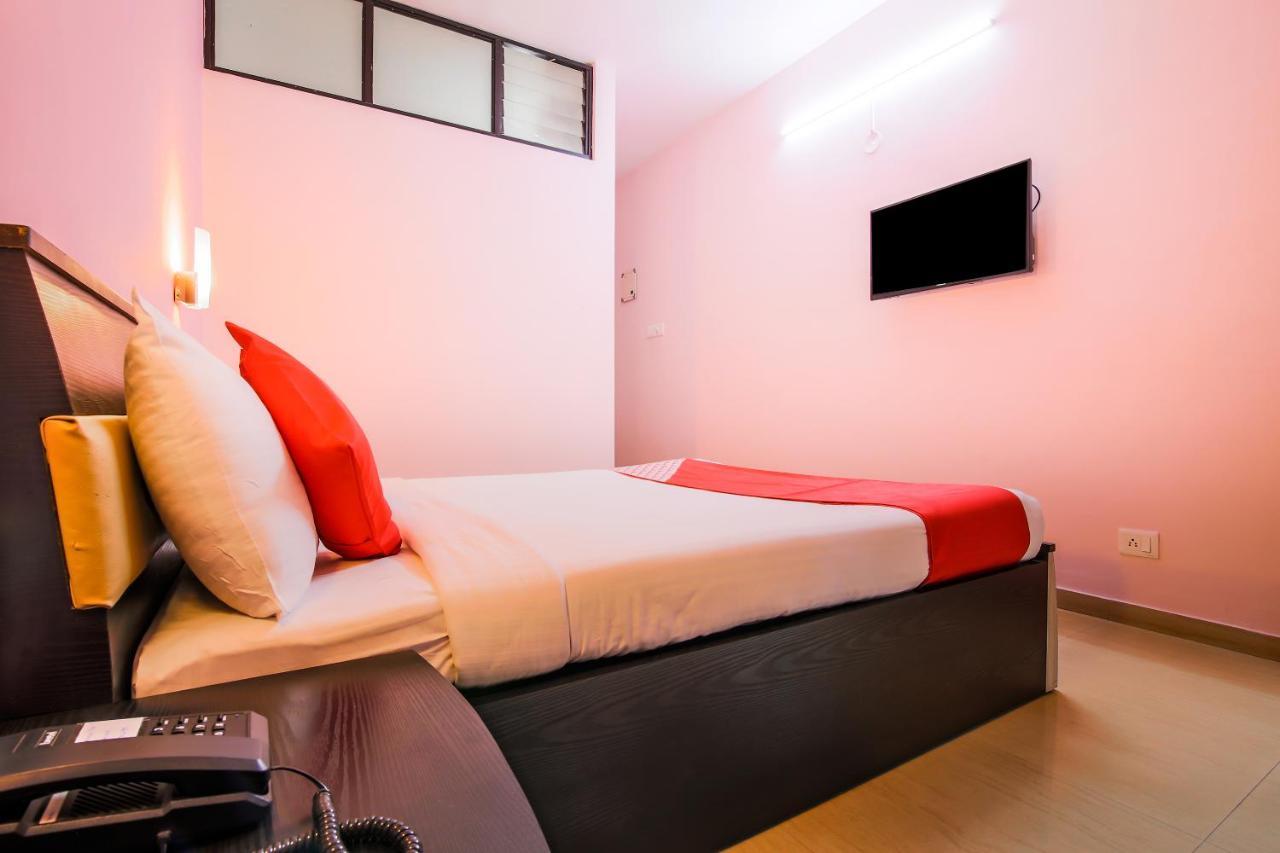 Oyo 24761 All Seasons Guest House Margao Exteriér fotografie